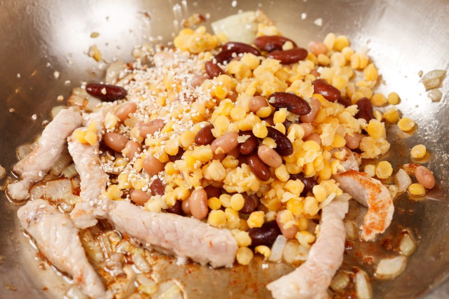 Серед давніх страв Прикарпаття — шупеня, милай, єшниці, замащінка