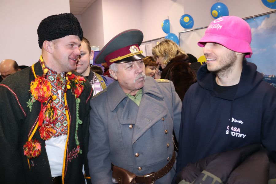 Основний меседж цьогорічного вертепу — Перемога над ворогом. Фото: Калуська міська рада