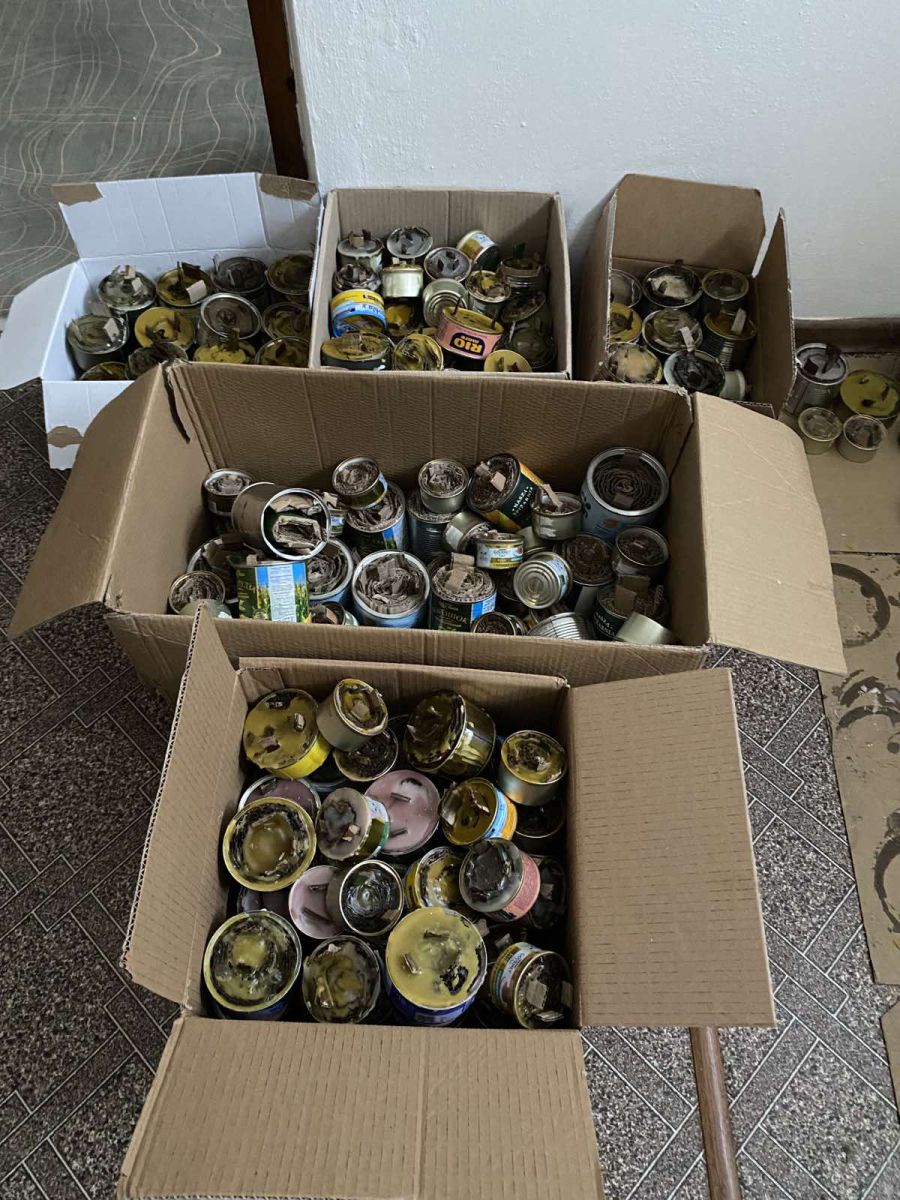 Наразі продовжується збір бляшаних банок, гофрованого картону, воску, парафіну.