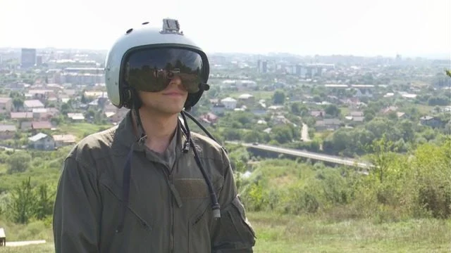 Часу на відпочинок і сон критично не вистачало, спали по 2-3 години на добу