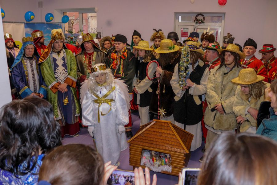 Зараз триває оформлення необхідних документів та знімання відеофільму про боднарівський вертеп