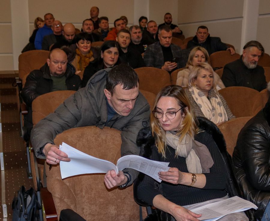 За 1,6 млн гривень місто хоче викупити 17 земельних ділянок. Фото: Міська рада