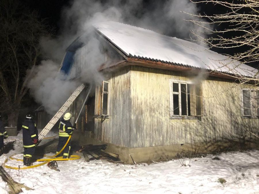 На пожежі виявлено тіло загиблої особи, 1958 року народження
