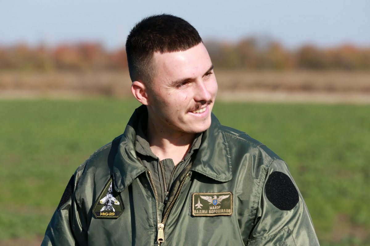 Karaya знову сів за штурвал винищувача