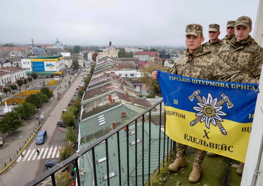 Відтепер 10 бригада офіційно називається "Едельвейс"