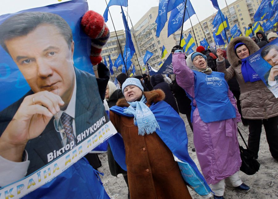 Ілюстроване фото. Деякі із членів цієї політичної сили переховуються від правосуддя на території росії