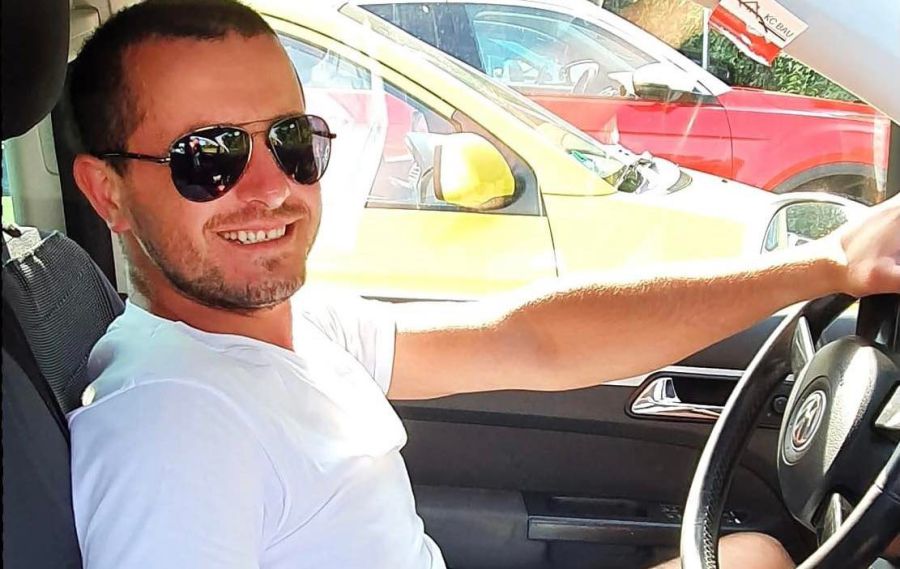 Окрім страшного горя і невимовного болю за сина, постала проблема перевезення тіла з далекої Америки