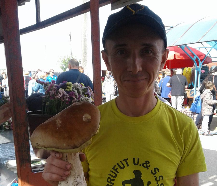 Юрій любив природу, був завзятим грибником і рибалкою. Фото: Відкриті джерела