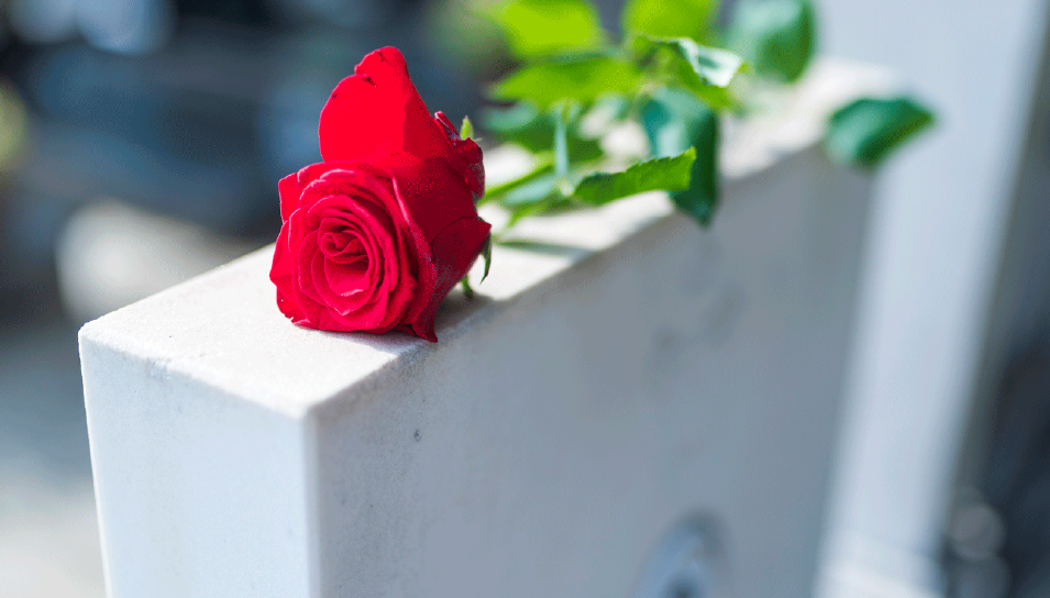 Ілюстроване фото. Сімферопольський відділ ЗАГС видав свідоцтво про смерть, яке нечинне в Україні