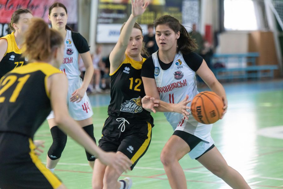 Після 20 матчів команда "Франківськ-Прикарпаття-ПНУ" має 20 перемог і стала недосяжною для конкурентів