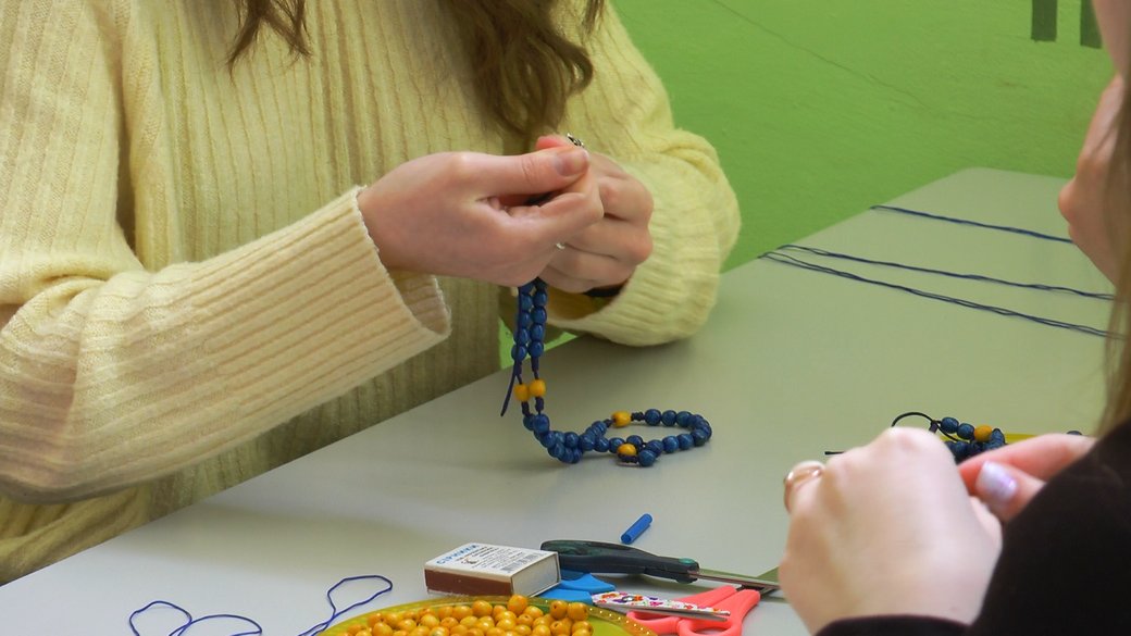 Допомагати українській армії учні ліцею почали у 2014 році.