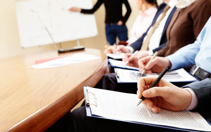 Ілюстроване фото.  Спеціаліст вищої категорії отримали  25 педагогів.