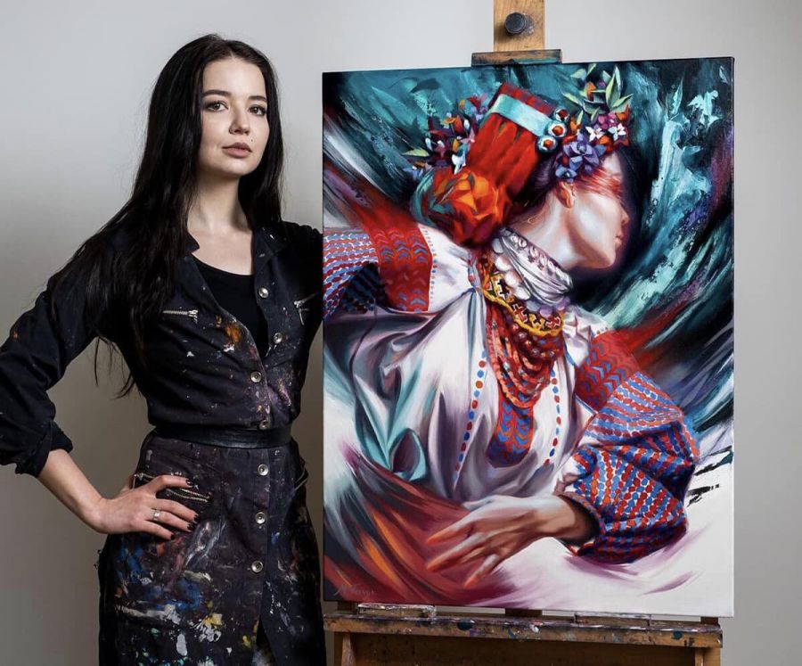 На виручені кошти художниці також придбала дрон для військових.