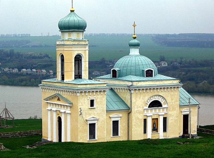 Церква була збудована в 1834 році.