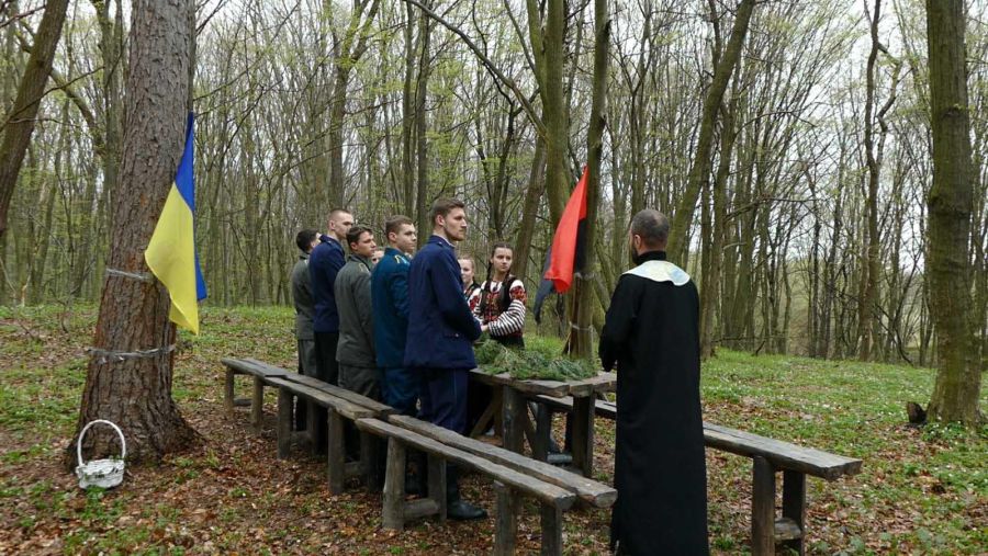 Для повстанців сповідь і любов до Бога були сокровенним моментом. Фото: Калуська міська рада