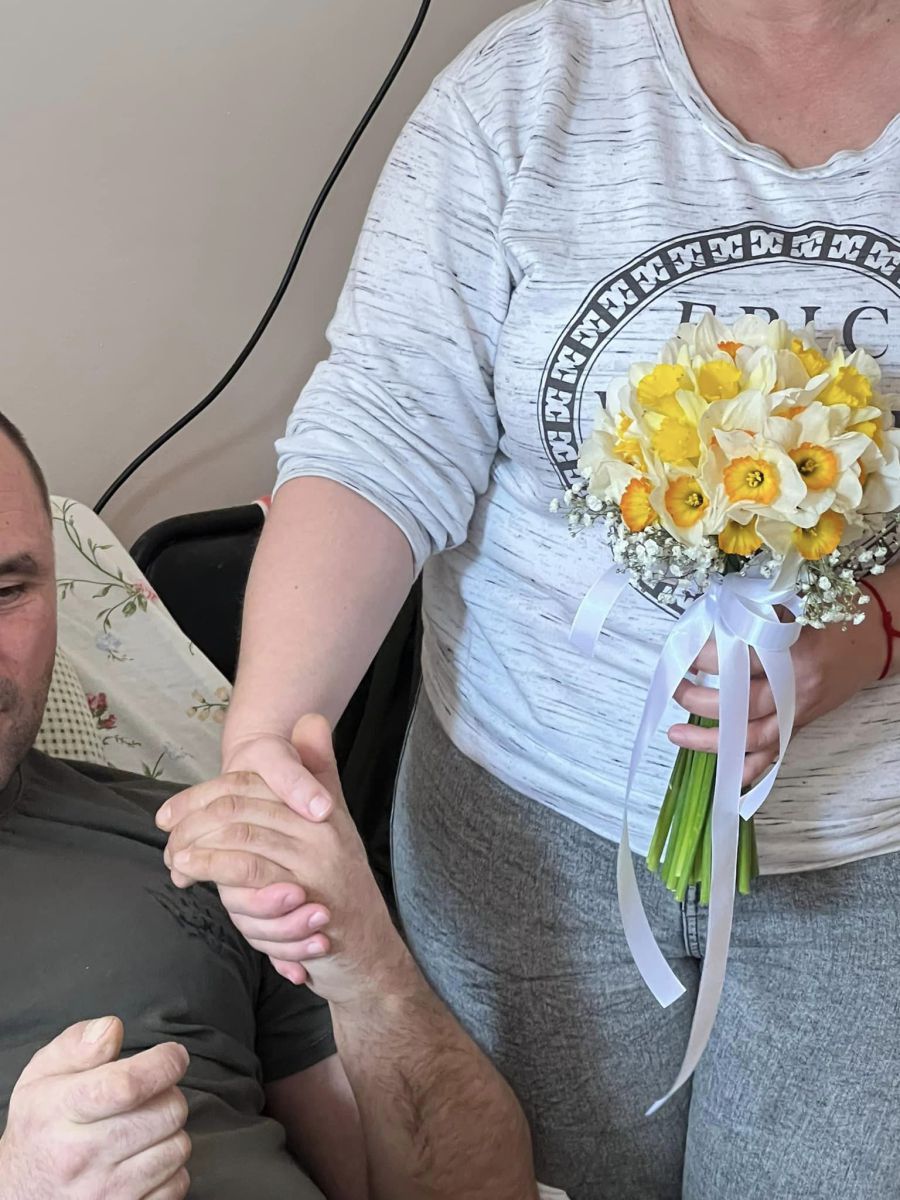 Молодят одружив керівник калуської лікарні