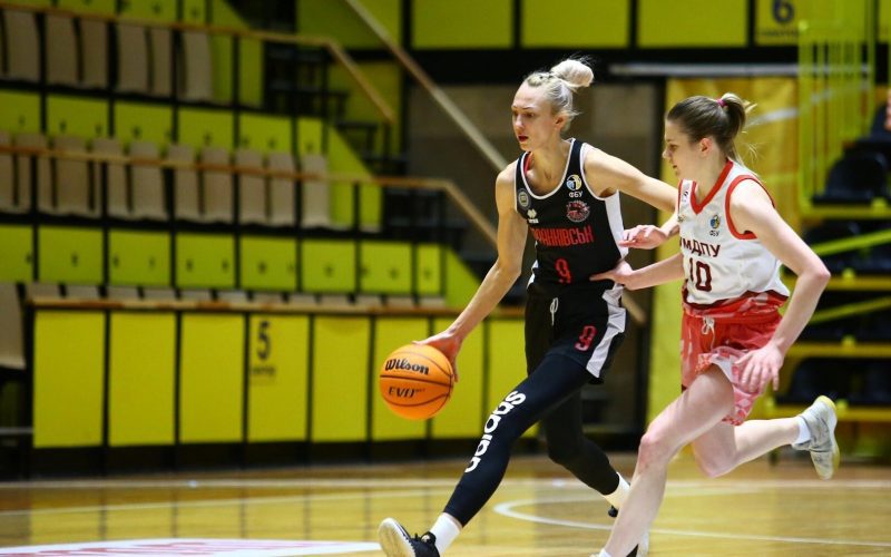 Оксана Моллова стала кращою форвардинею сезону Жіночої ліги