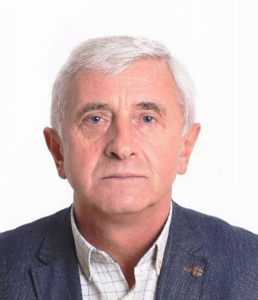 Олег Фединяк очолював Пнівський ліцей упродовж 18 років. Вічна пам'ять і співчуття рідним!