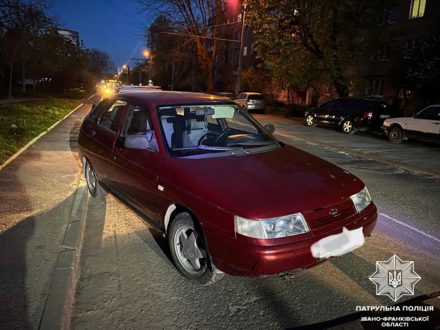 Автомобіль перебуває у розшуку виконавчою службою