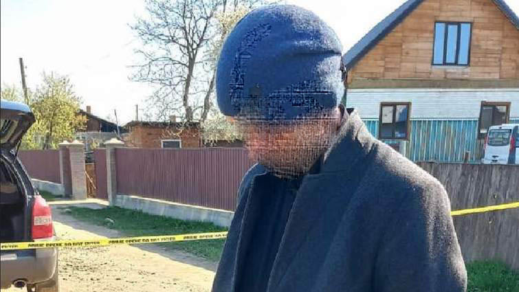 За словами журналістки, храм підпалив місцевий монах, який перед тим вкрав з церковної каси 3000 гривень