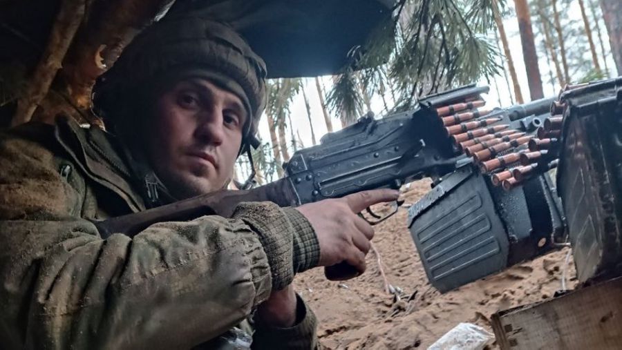 Маючи тяжкі поранення, чоловік не зміг залишити пораненого побратима — 20-річного Богдана Ваківа.