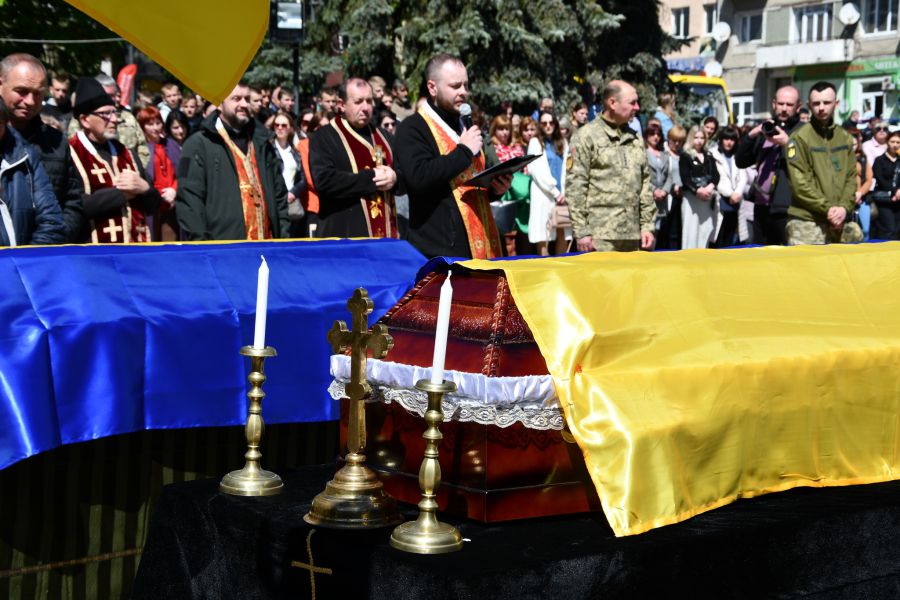 Дві родини краю оповиті невимовним горем. 