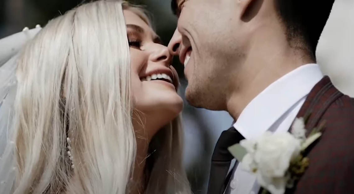 Молодята-військові приїхали у відпустку, щоб одружитися