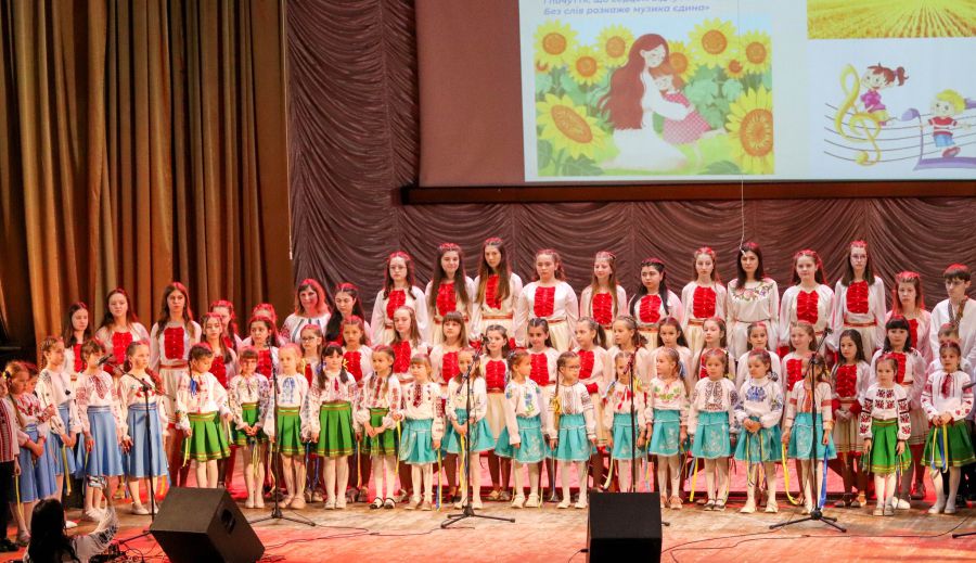 На концерті вдалося зібрати 8500 гривень, які передадуть на придбання дрона для калуських захисників