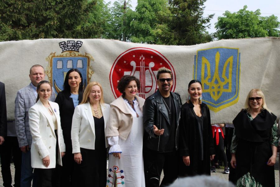 Відомі артисти завітали до Калуша в рамках благодійного концерту "Дорога до Перемоги". Фото: РВА, міська рада