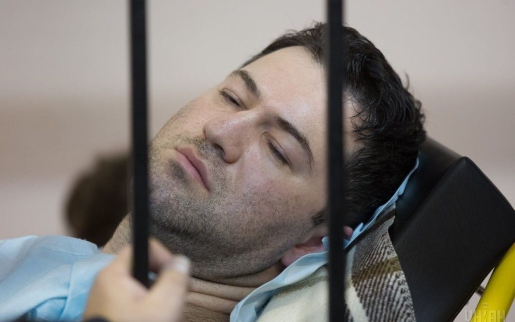 Йдеться про колишнього голову ДФС Романа Насірова та бізнесмена, власника агрохолдингу Олега Бахматюка