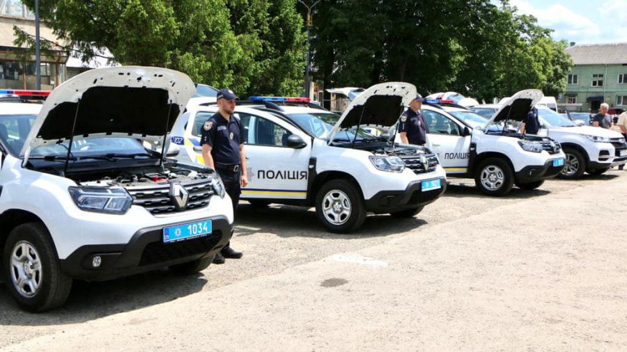 У Солотвинській ТГ проживає понад 27 тисяч населення.