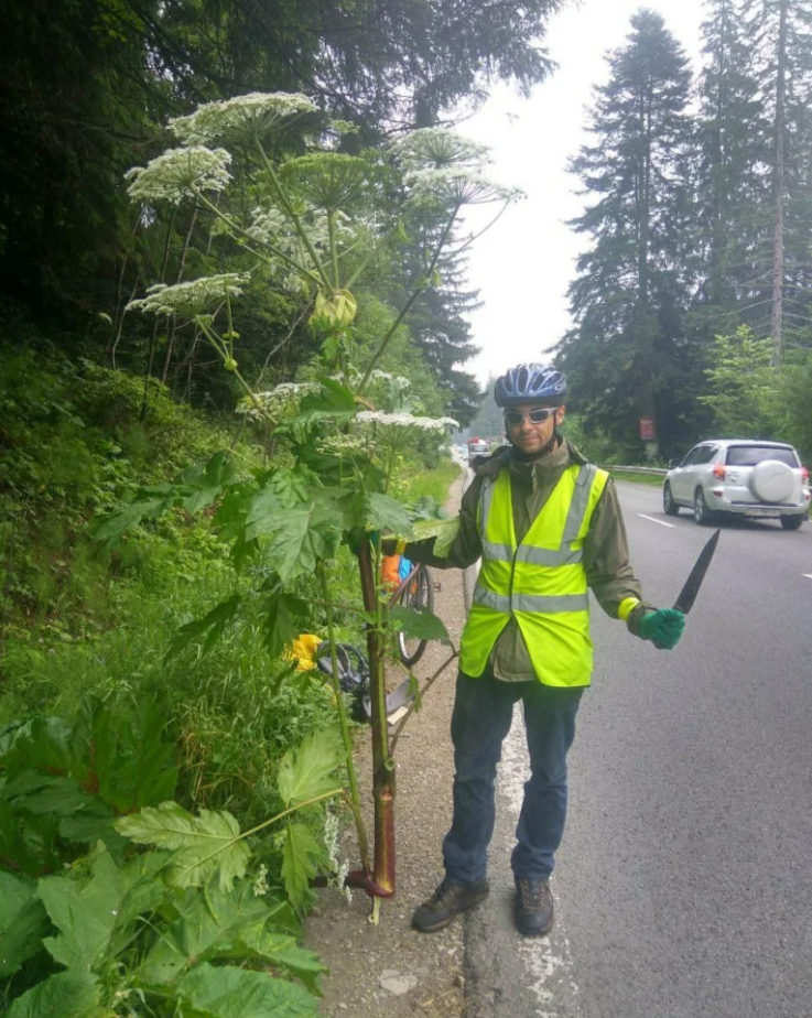 Чоловік сам обрав для себе таку місію.