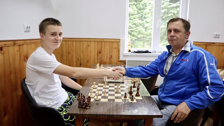Шахами Юрій займається вже десять років і мріє стати професійним шахістом