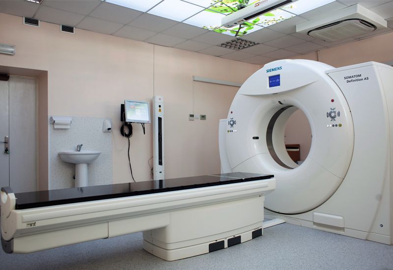 Загалом за день на томографі можна обстежувати близько 15 людей