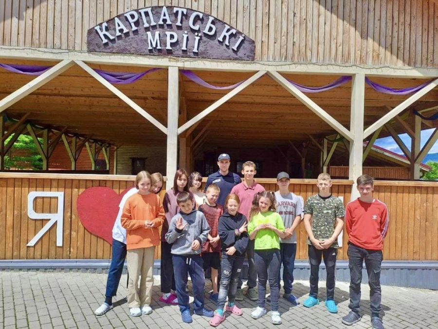 Поліцейські розповіли підліткам про правила безпеки.