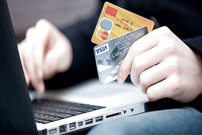 Ілюстроване фото. Після здійснення операції, зв'язок з аферистами обірвався.