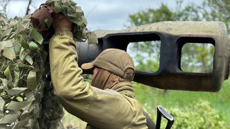 На Бахмутському напрямку військових РФ вибивають із зайнятих позицій.