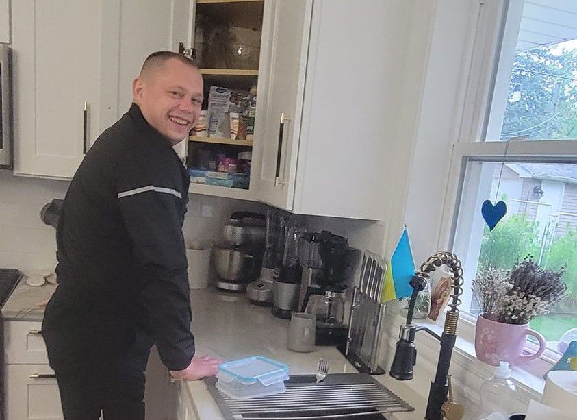 У США Олег починає самостійно ходити і незабаром планує повернутися додому