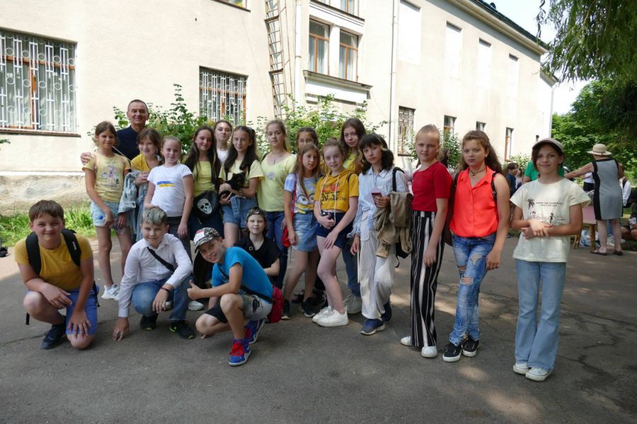 У серпні планують відправити на відпочинок 200 дітей.