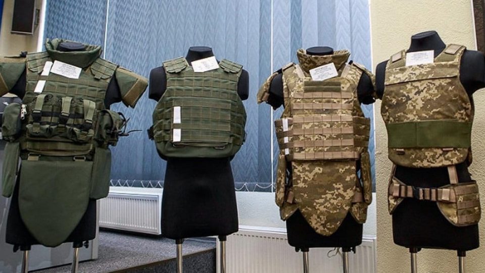 Ілюстроване фото. Жінки зможуть  отримати засоби індивідуального захисту відповідно до своїх антропометричних даних.