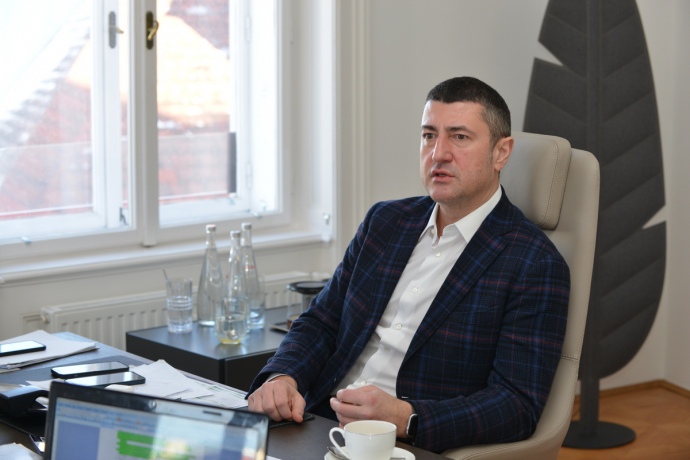 Суд міста Києва розглядає ще 6 справ за позовними заявами Національного банку до Олега Бахматюка