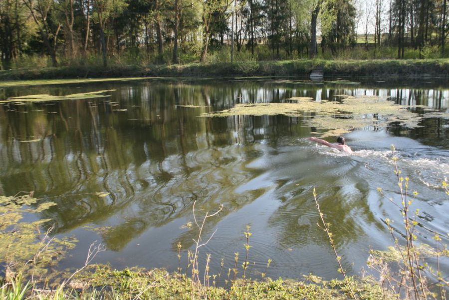Ілюстроване фото. Рятувальники передали тіло працівникам поліції. Фото: Уляна Василинюк