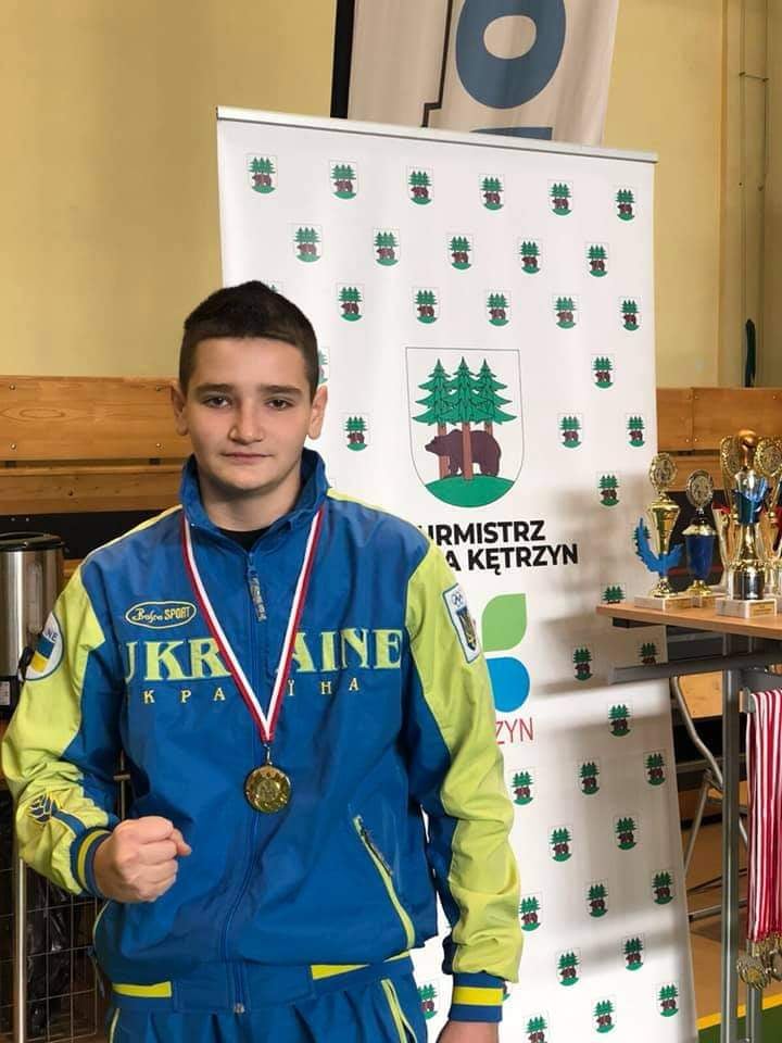 У Всеукраїнській гімназіаді з боксу взяло участі 340 учасників. Роман Урбанович зміг стати кращим