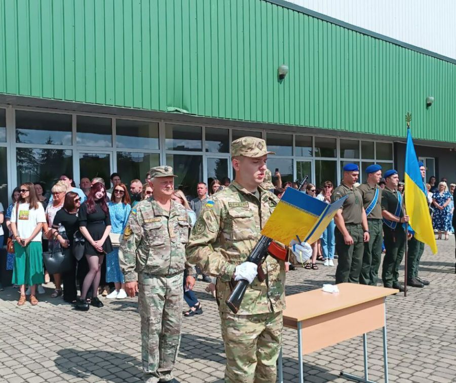 Цього року лави українських захисників поповнили 55 курсантів ПНУ.