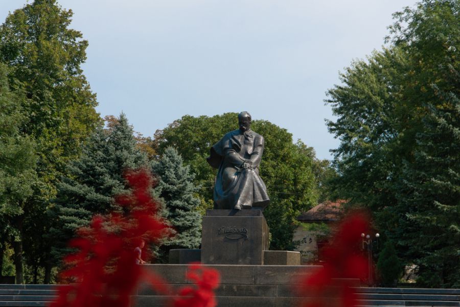 Початок акції — 11 серпня о 18.00 у сквері біля пам'ятника Кобзареві. Фото: Володимир Неживело
