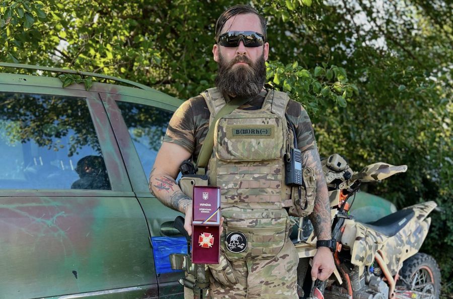 З 2014 року Петро Угрин бере участь у боях проти російських окупантів