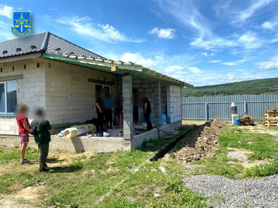 Викрили майора та його підлеглих під час здійснення будівельних робіт на об’єкті