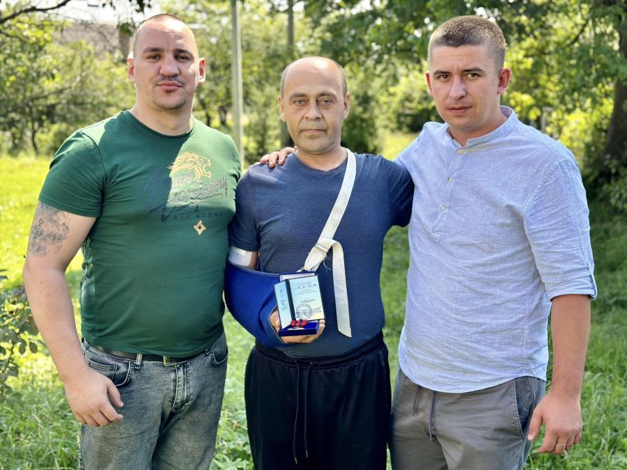 Іван Гребенюк зараз проходить реабілітацію після важкого поранення під Вугледаром