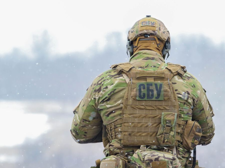 Ілюстроване фото. Зафіксовано істерику російських окупантів у прямому ефірі під час роботи спецпризначенців СБУ