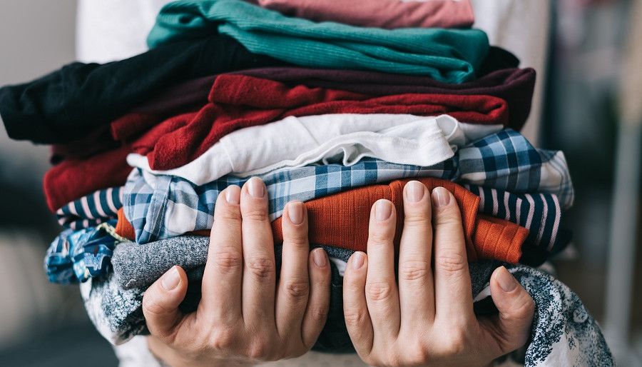 Ілюстроване фото. "Чисті серця" прийматимуть одяг та взуття з вересня